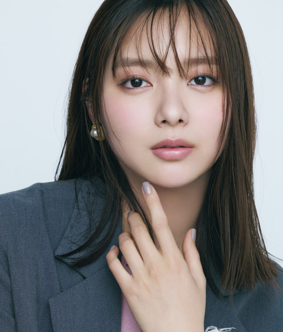 新川優愛