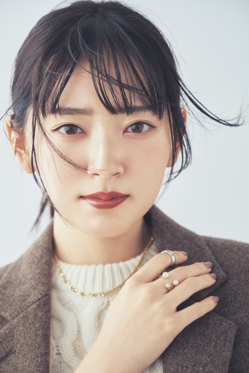 鈴木愛理